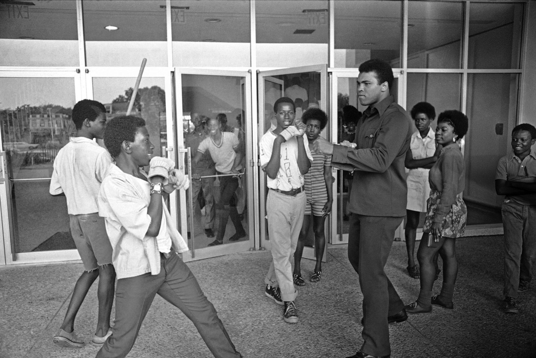 1971: Muhammad Ali wins legal fight to overturn draft evasion conviction